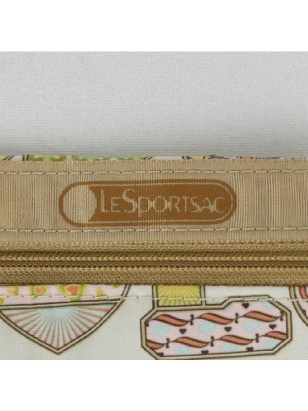 Lesportsac Women's Cream & Pink Fabric Zipper Closure Cosmetic Bag